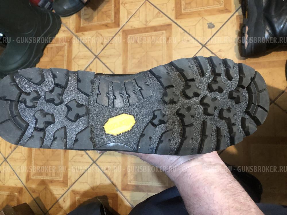 Ботинки HARKILA