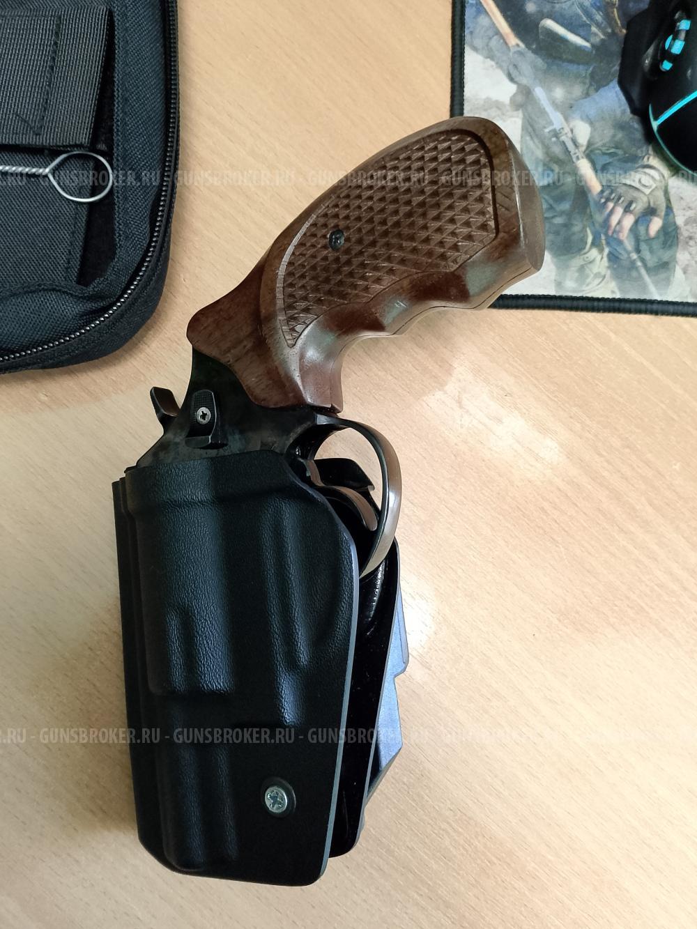 Бульдог револьвер с комплектом