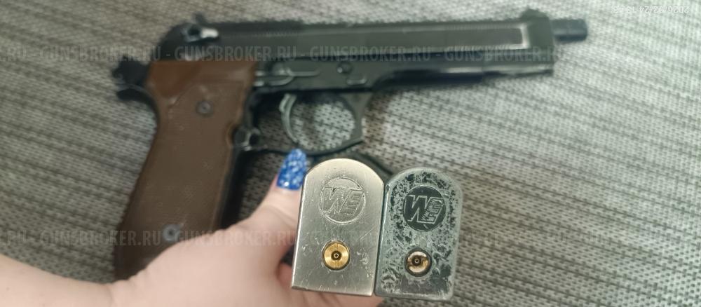 Страйкбольная версия пистолета Beretta M92 Long от фирмы WE, Тайвань