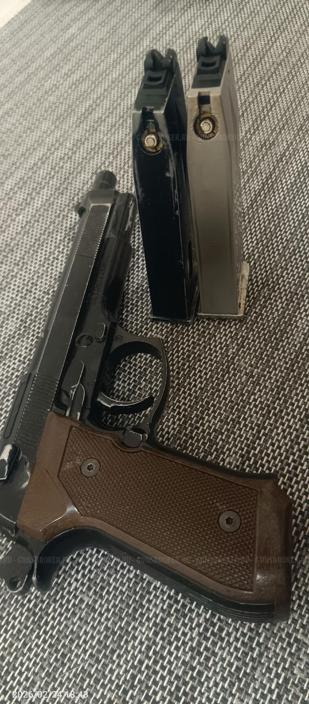 Страйкбольная версия пистолета Beretta M92 Long от фирмы WE, Тайвань