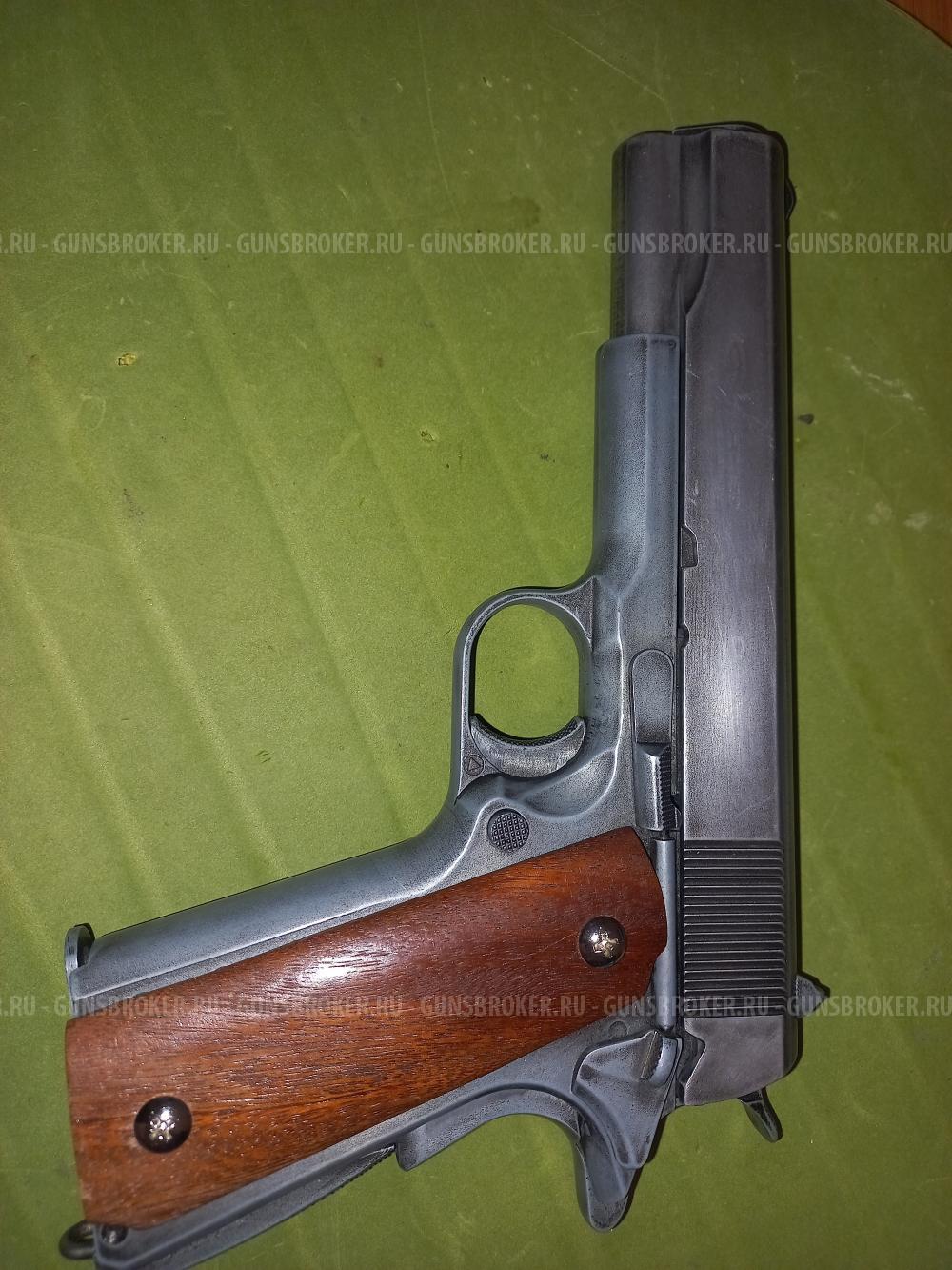 Colt M1911