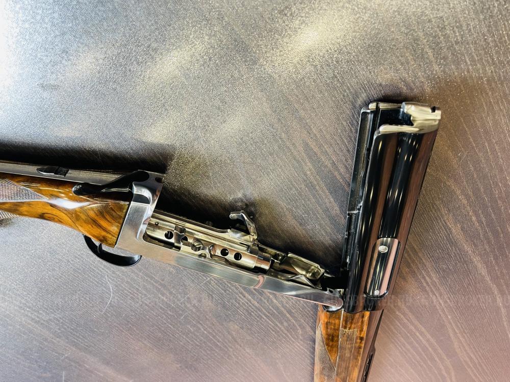 COSMI., к. 12/76 (Италия) тел. +7(495)175-75-75