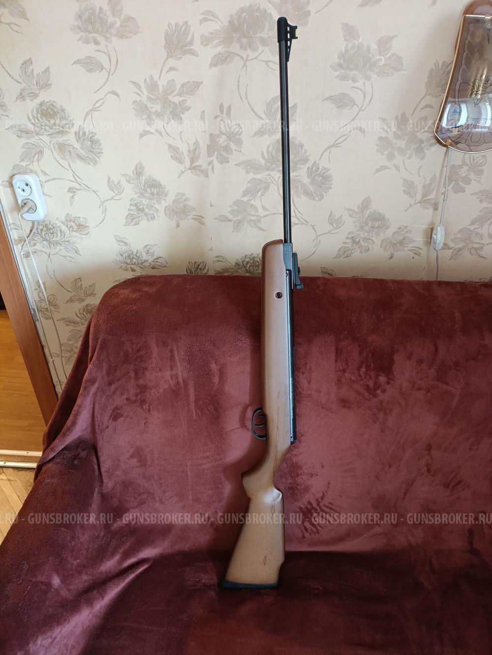CROSMAN R8-30020