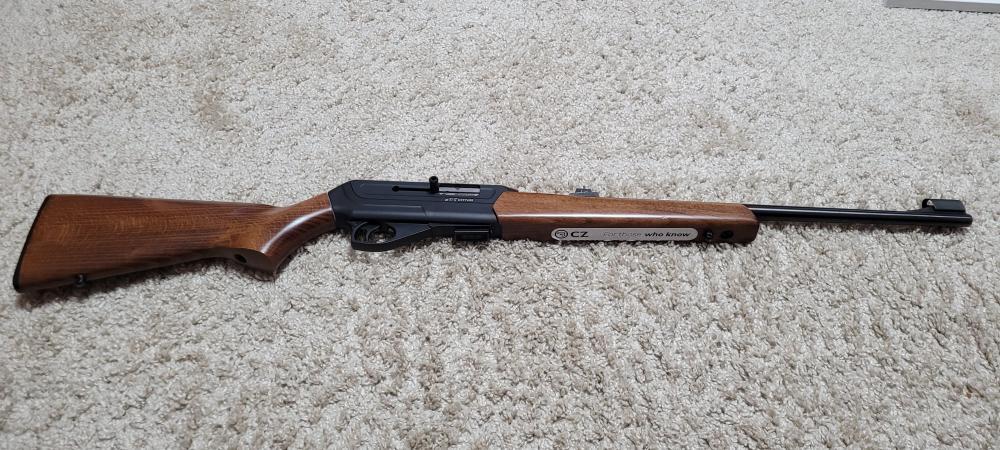 CZ-512 калибр .22LR новый в упаковке + крон+оптика