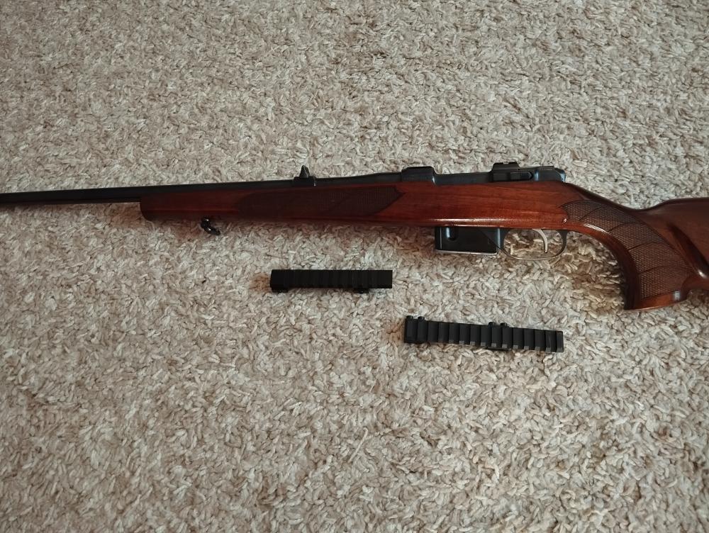 CZ 527 LUX 223rem