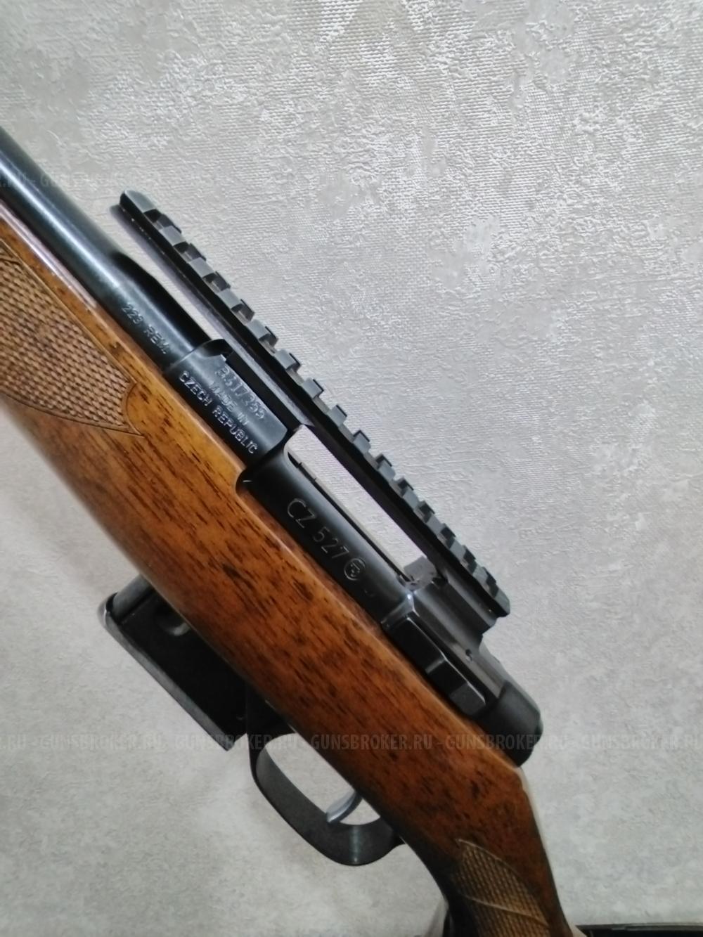 CZ 527