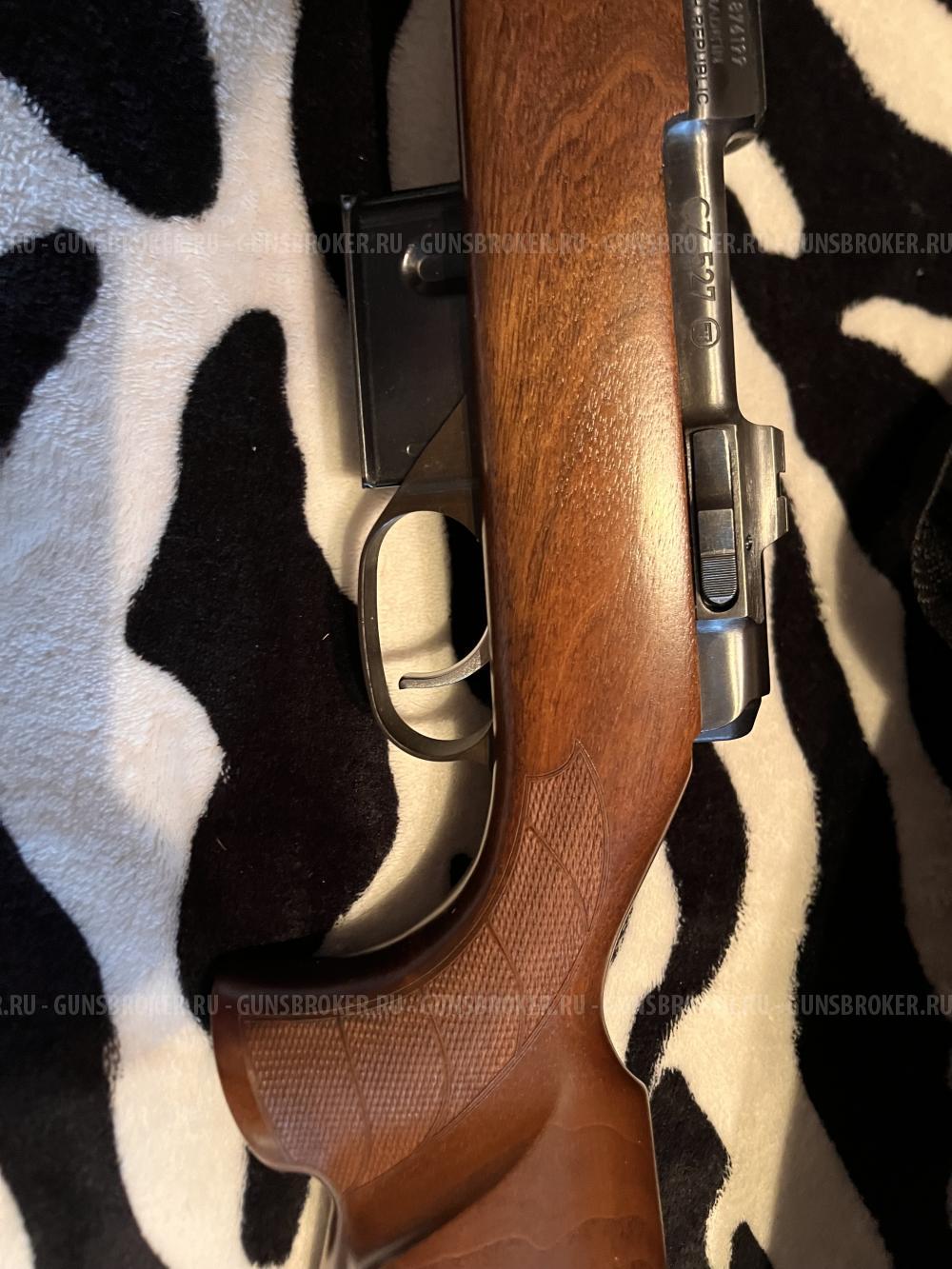 CZ 527