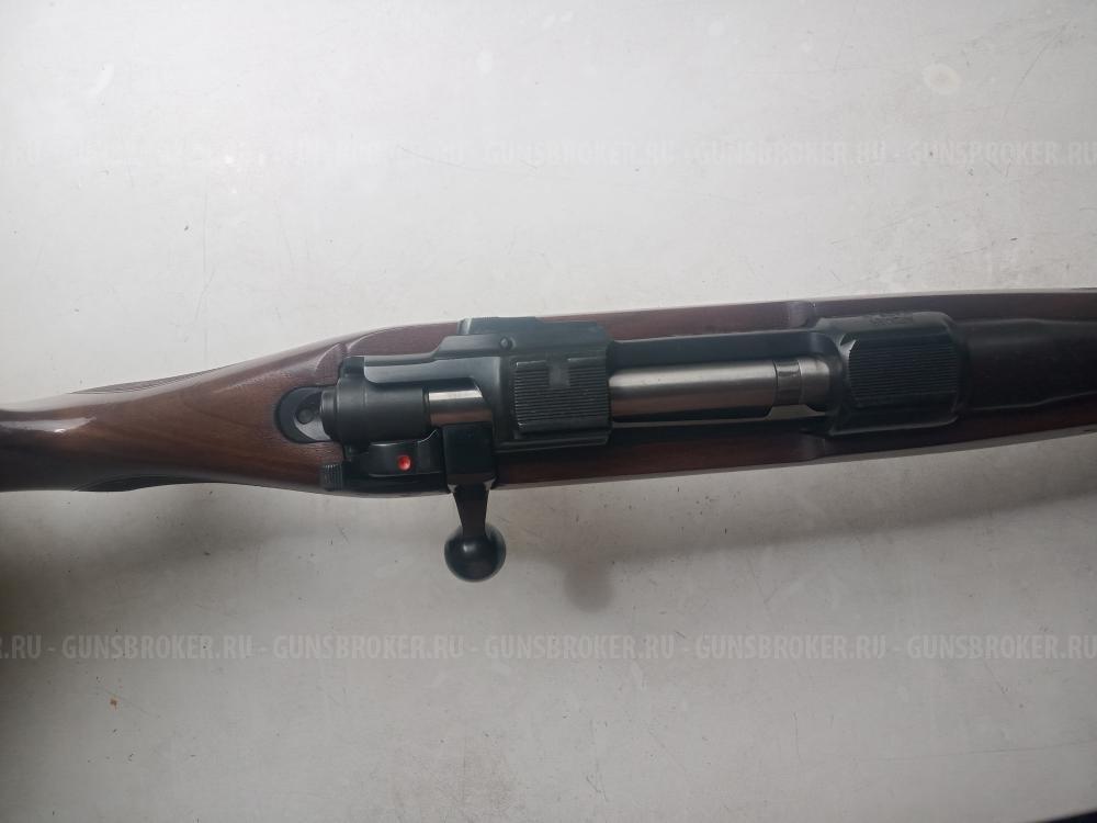 CZ 527