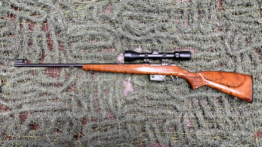 CZ-527