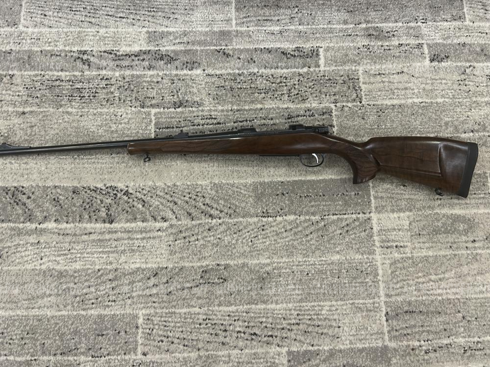 CZ-550 Lux