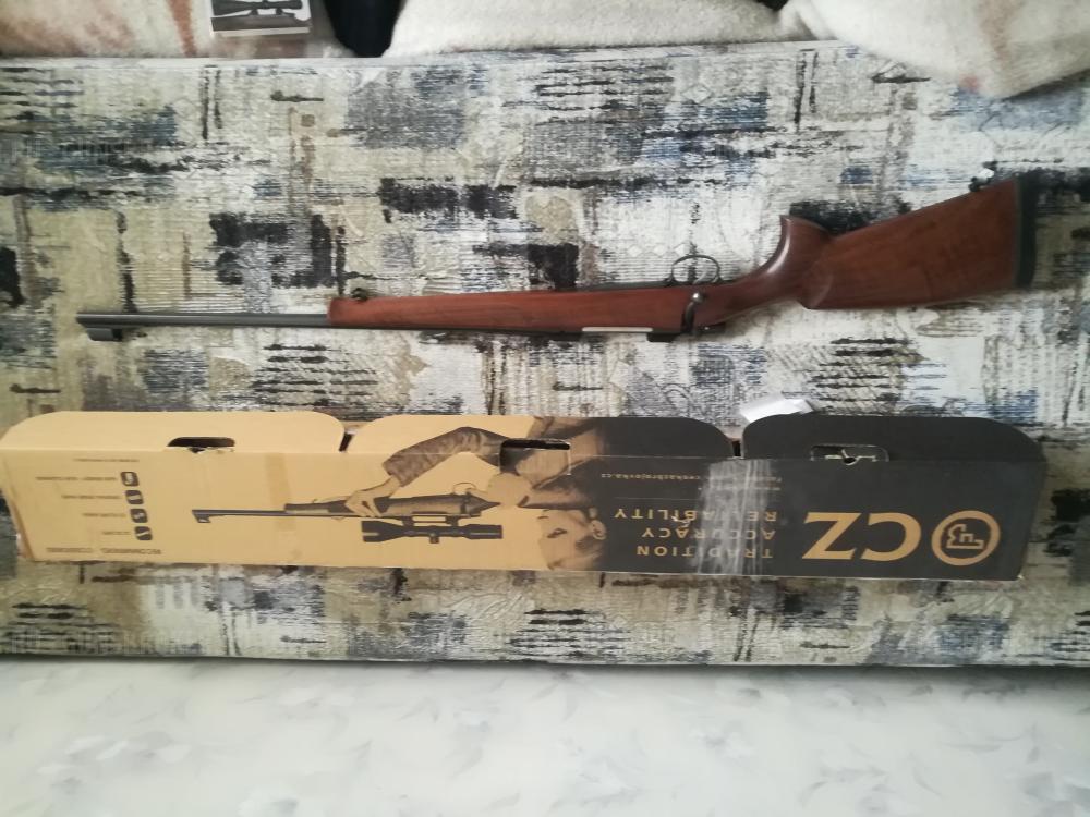 CZ-550 LUX