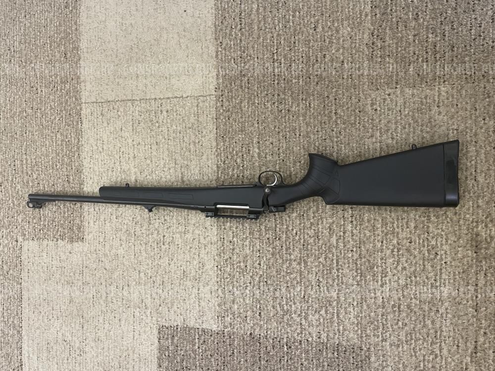CZ 557
