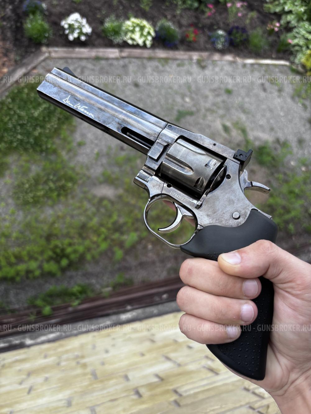 Dan Wesson 715-6 ASG