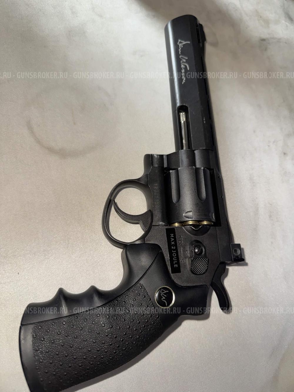 Dan Wesson, Urban Grey Револьвер ASG