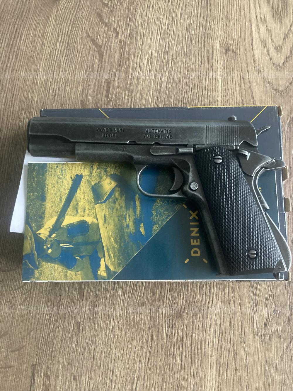 Denix 2312 M1911A1