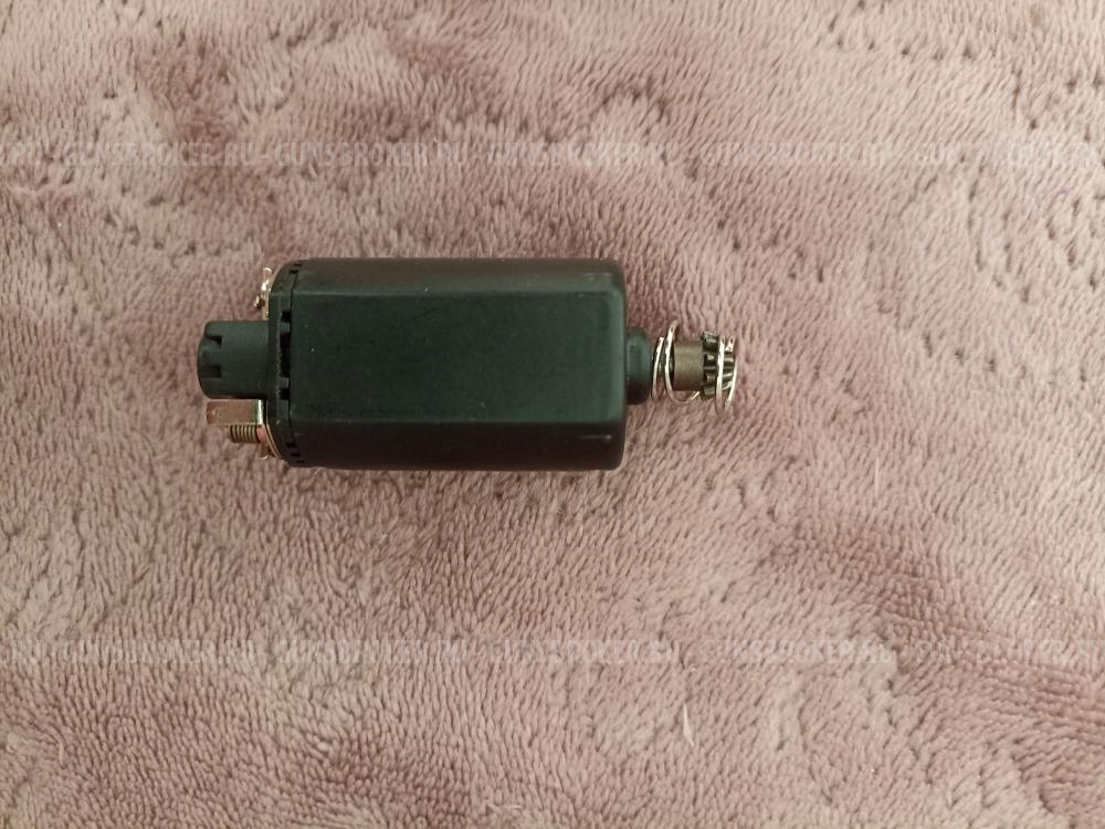 Электромотор короткого типа.