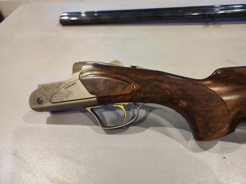 Fabarm AXIS 12