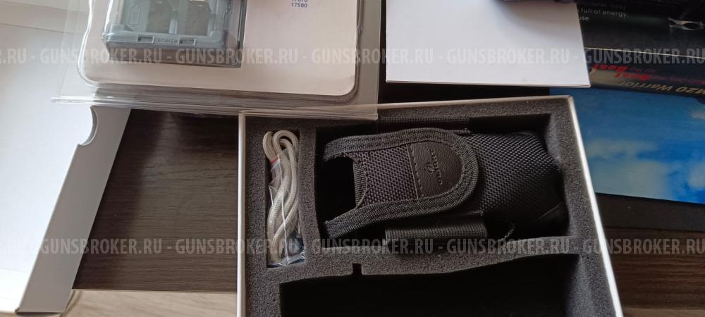 Фонарь Olight M20 Warrior Premium