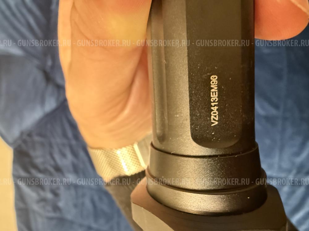 Фонарь оружейный тактический Leapers UTG