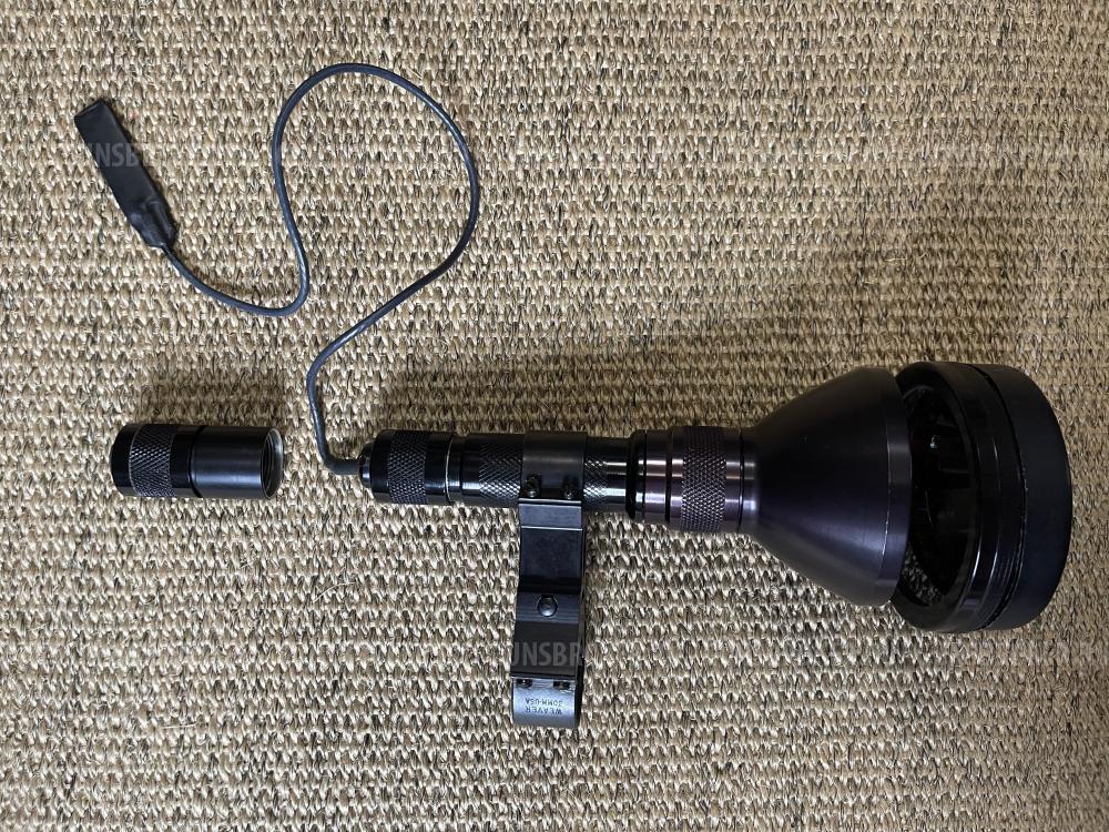 Фонарь подствольный SureFire оригинал со съемным IR фильтром, США
