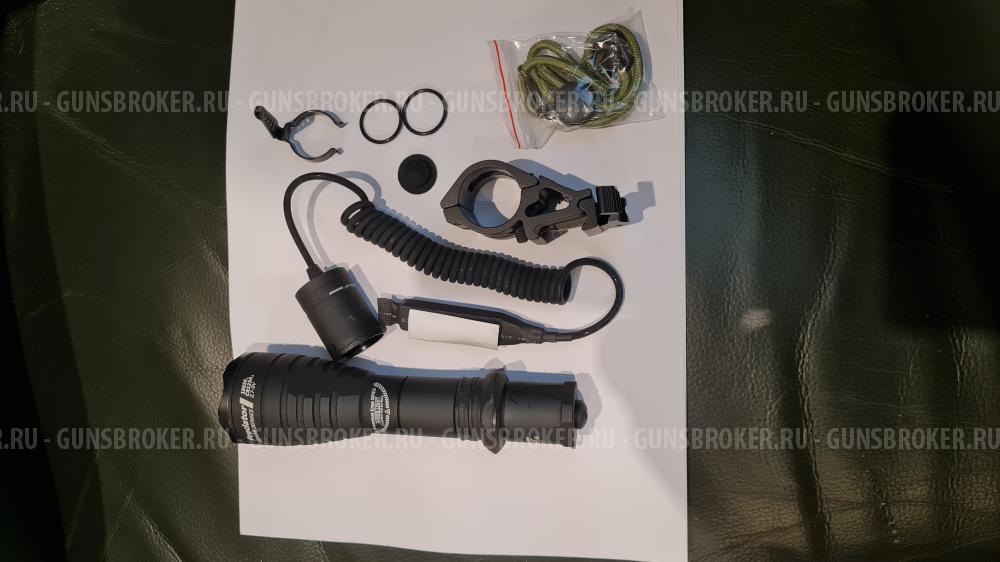 Фонарь тактический ArmyTek Predator XP-E2 