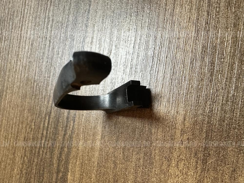 Фрезерованная спусковая скоба СССР на прямую рамку ПМ образные