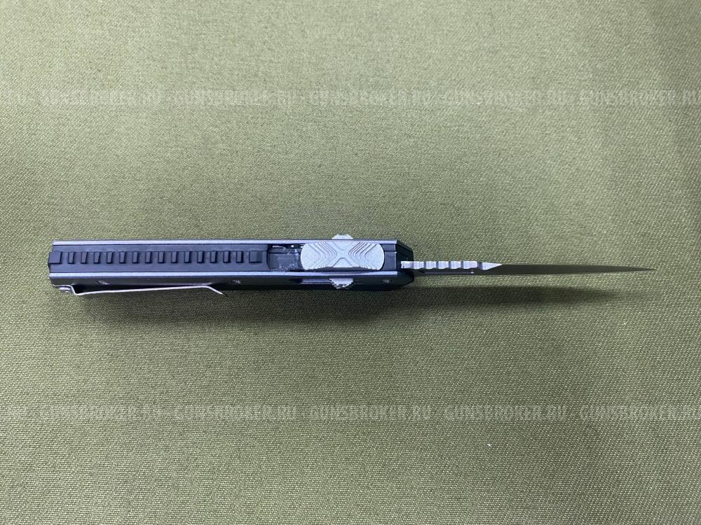 Фронтальный нож Microtech Черно-серый