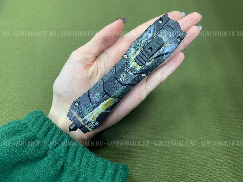 Фронтальный нож с волком 