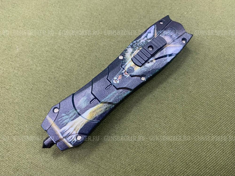 Фронтальный нож с волком 