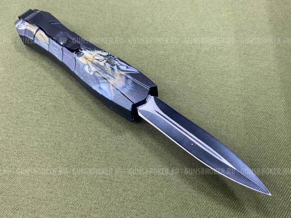 Фронтальный нож с волком 