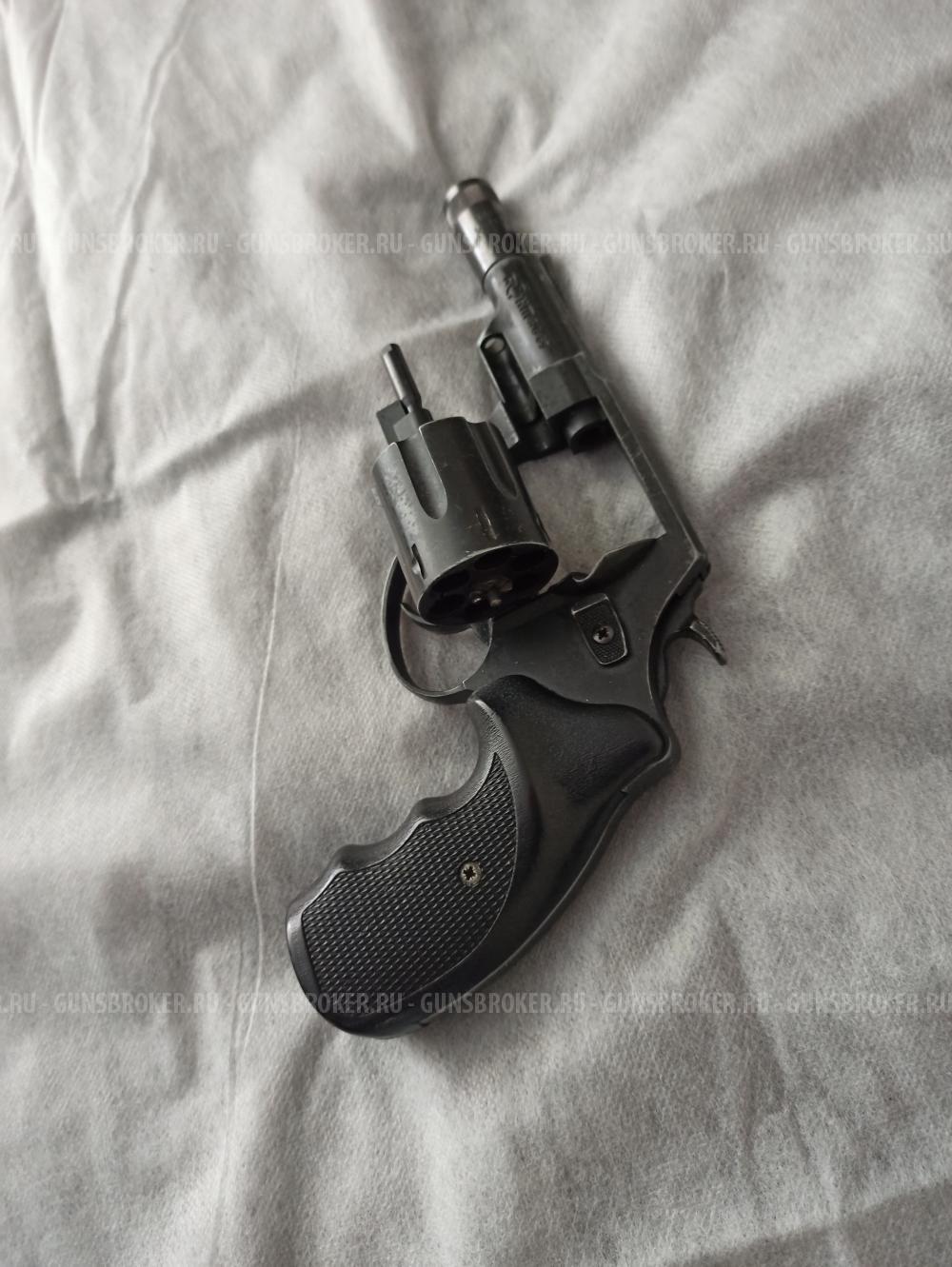  Газовый револьвер RG-89 (Германия) с ракетницей