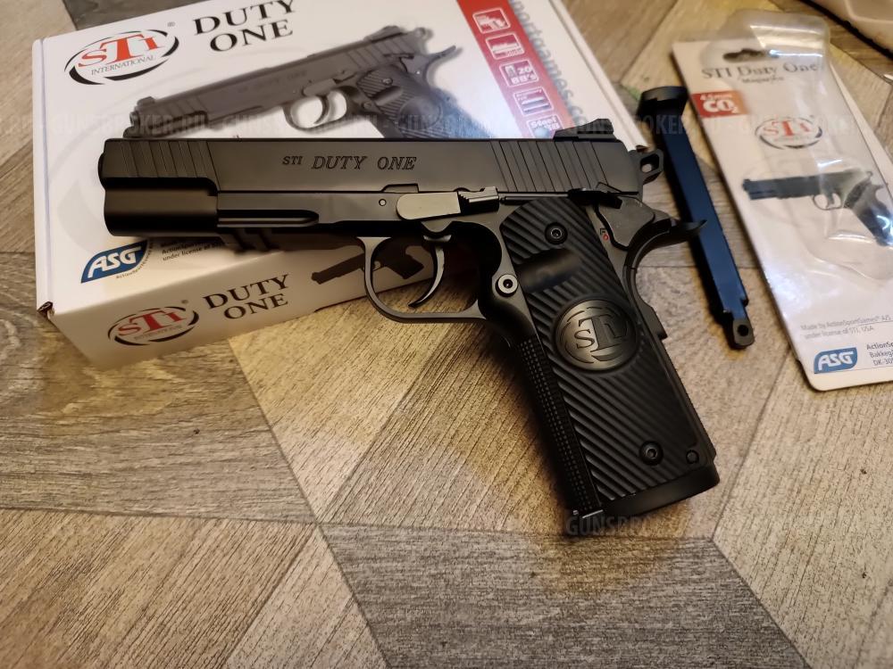 Пистолет ASG STI Duty One  CO2 Калибр: 4,5 мм стальными шариками