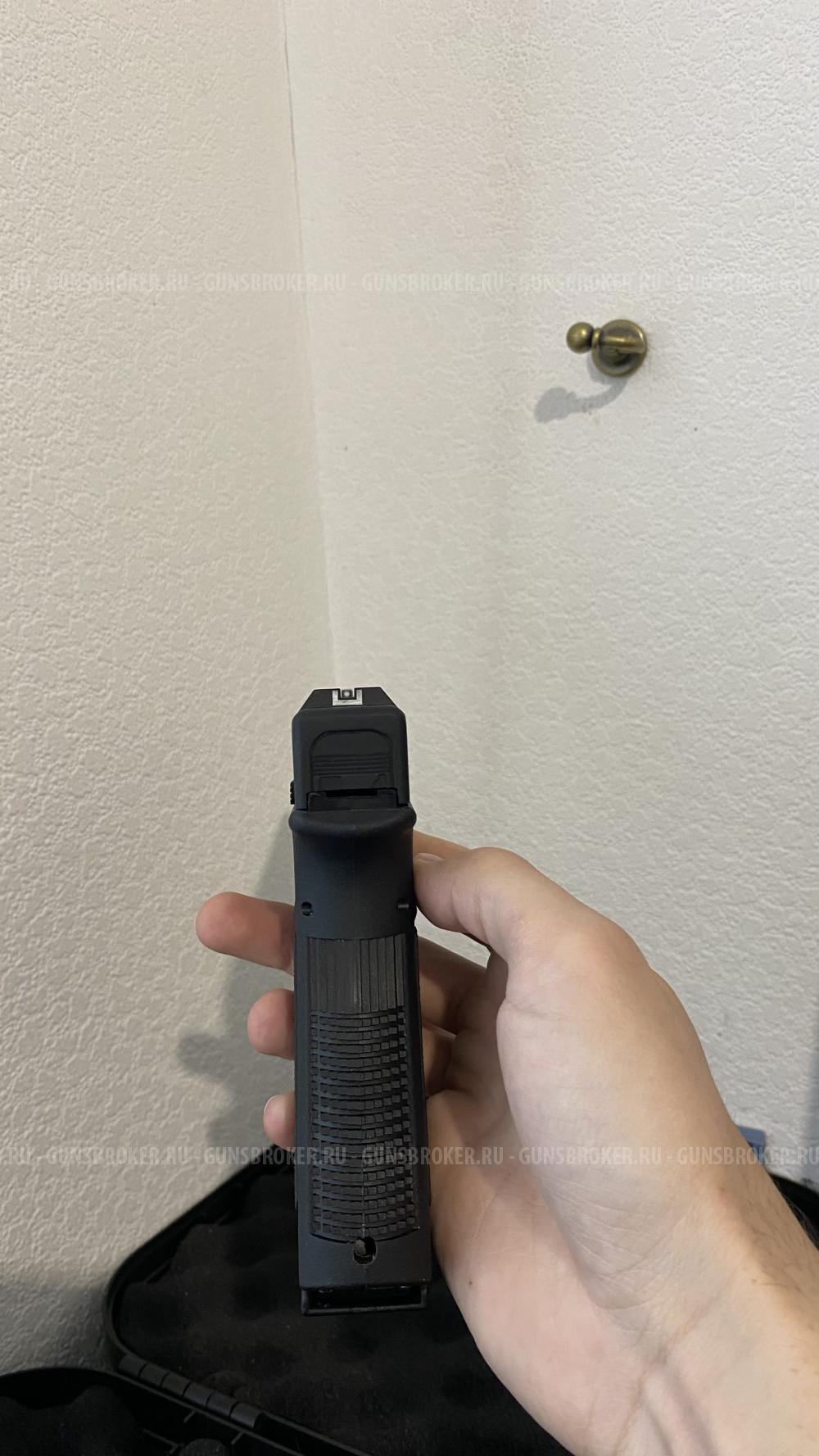 Glock 17 Umarex Blowback 4,5mm / Глок 17 пневматический