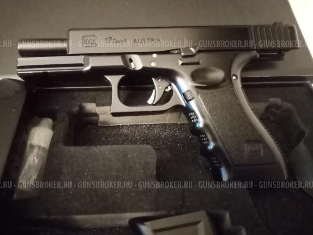 Glock 17