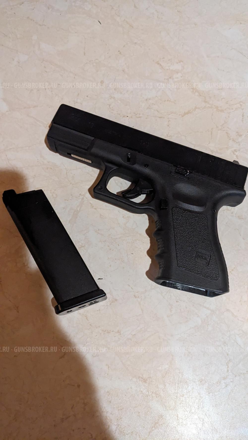 Glock 19 East Crane
