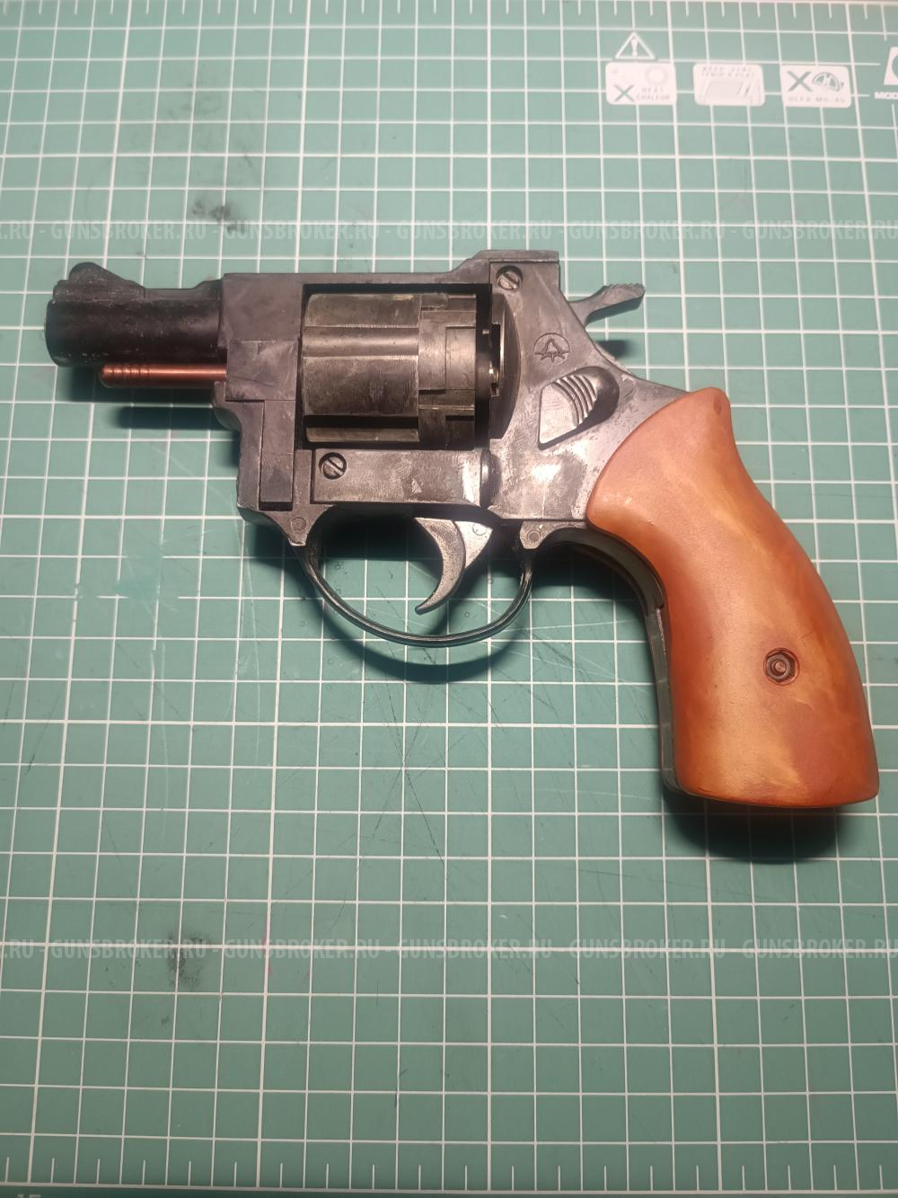 ГР-207 газовый револьвер Айсберг