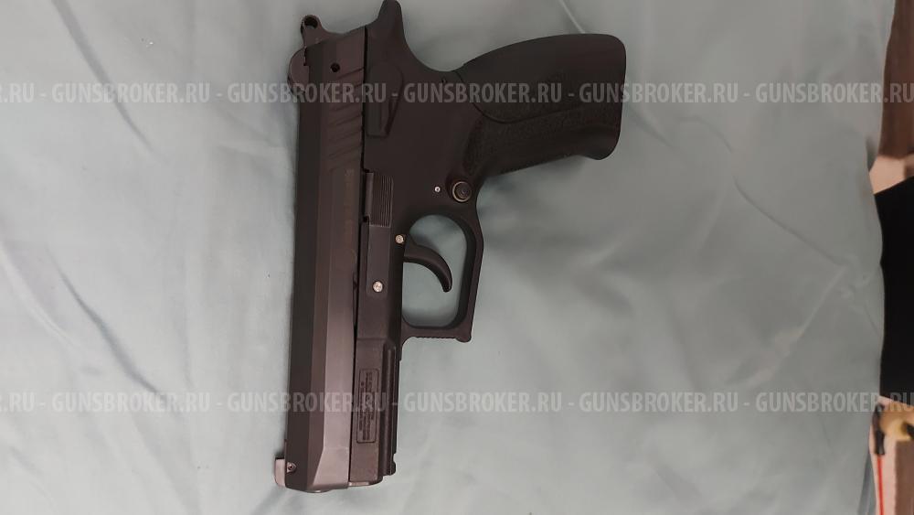 Grand Power T12 Slovakia ,2011г. 10×28.Серия i .