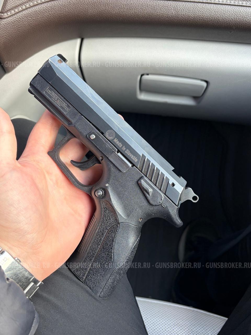 Grand Power T12 Slovakia AKБС 10х28