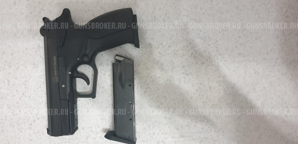 Grand Power t12  Словакия