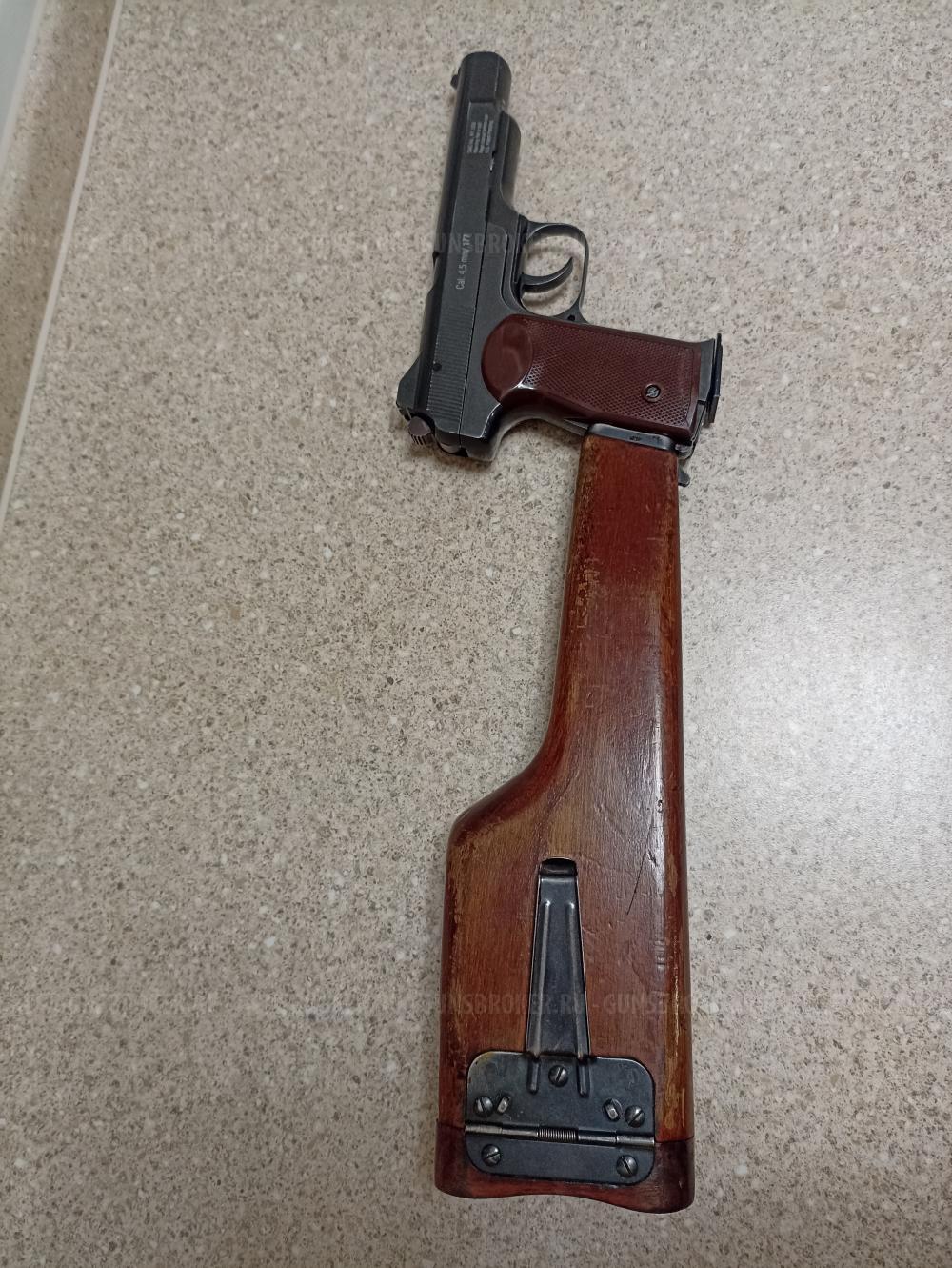 АПС Стечкин от Глетчер и пулевой пистолет Umarex Beretta Px4 Storm