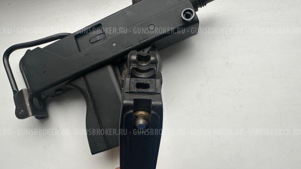 Ingram M 11