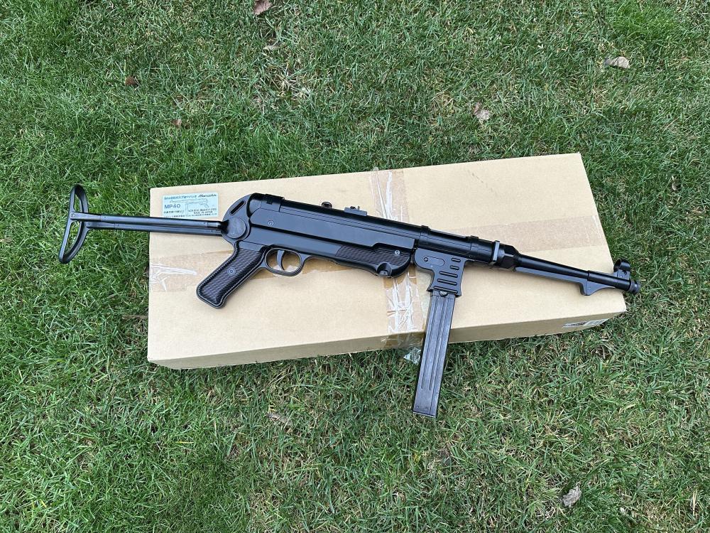 М4 / Desert /HK USP compact / MP 40
