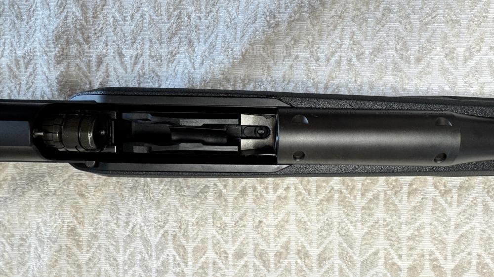 карабин Blaser R8 в калибре 30-06 Springfield с пластиковой ложей и пистолетной рукоятью (