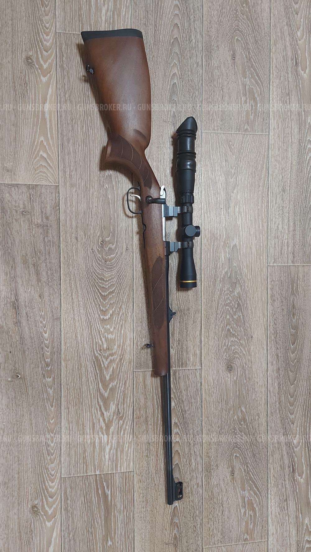 Карабин cz527 кал.223  состояние новое, с оптикой.