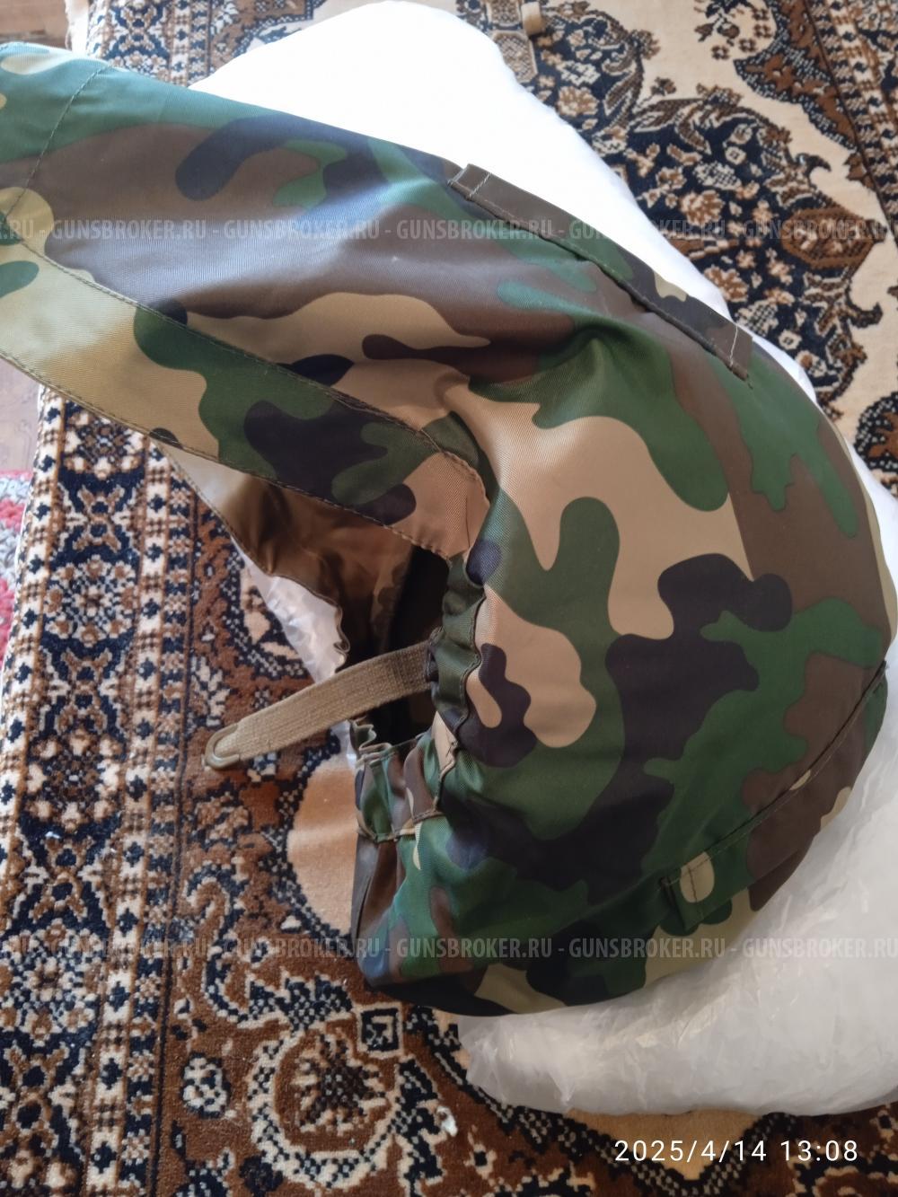 Каска военная стальная с чехлом и капюшоном