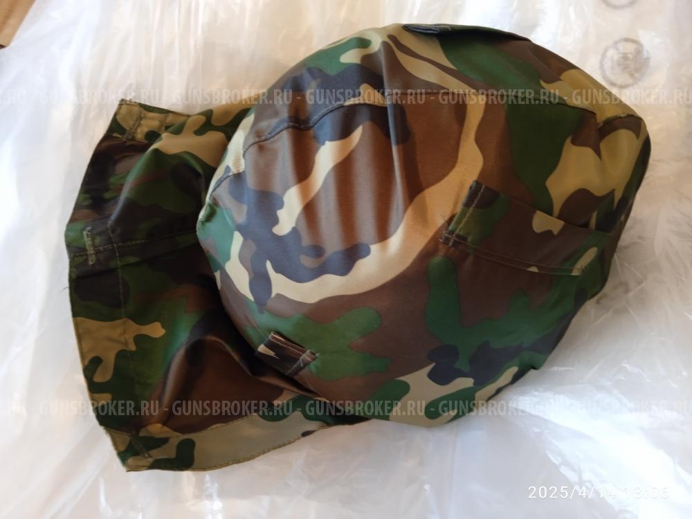 Каска военная стальная с чехлом и капюшоном