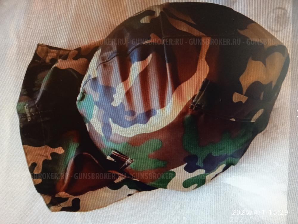 Каска военная стальная с чехлом и капюшоном