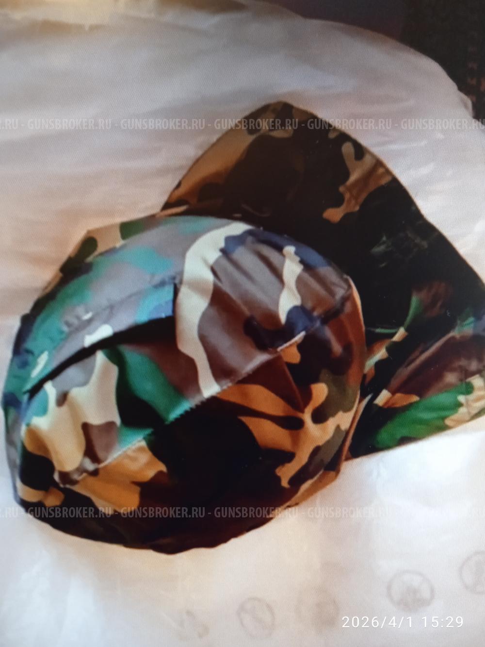 Каска военная стальная с чехлом и капюшоном
