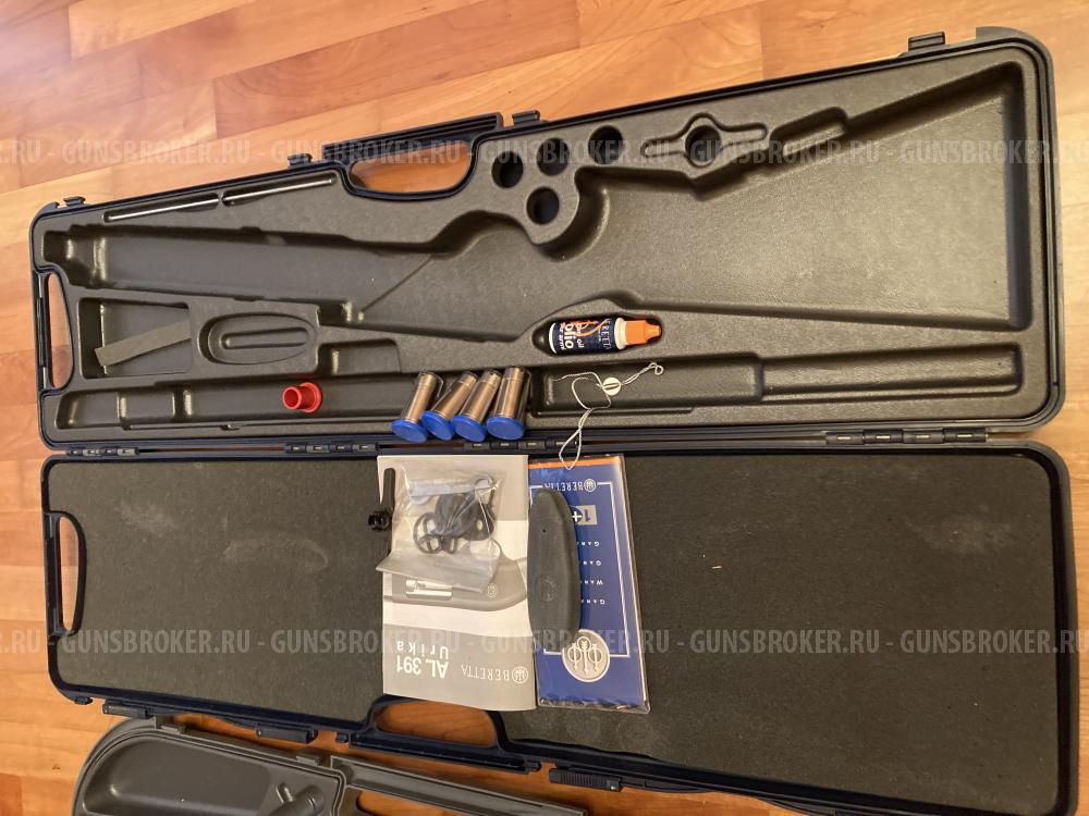 Кейс Beretta , с магазинным комплектом для ружья.