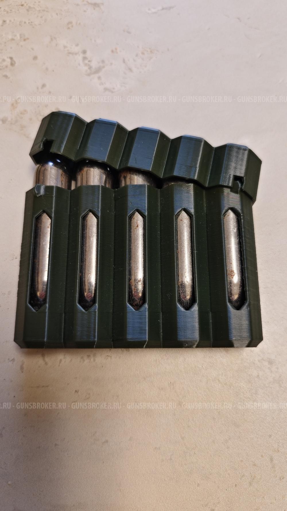 Кейс для 5 баллончиков СО2